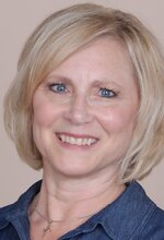 Real Estate Agent Kim Nadeau